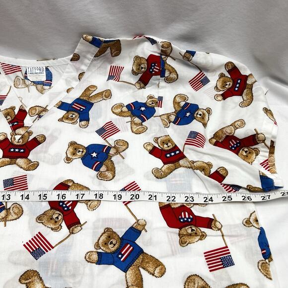 Vintage Scrub Tops Lot of 4 Size L/XL Pockets 4th of July Bears Rubber Ducky - Picture 10 of 13